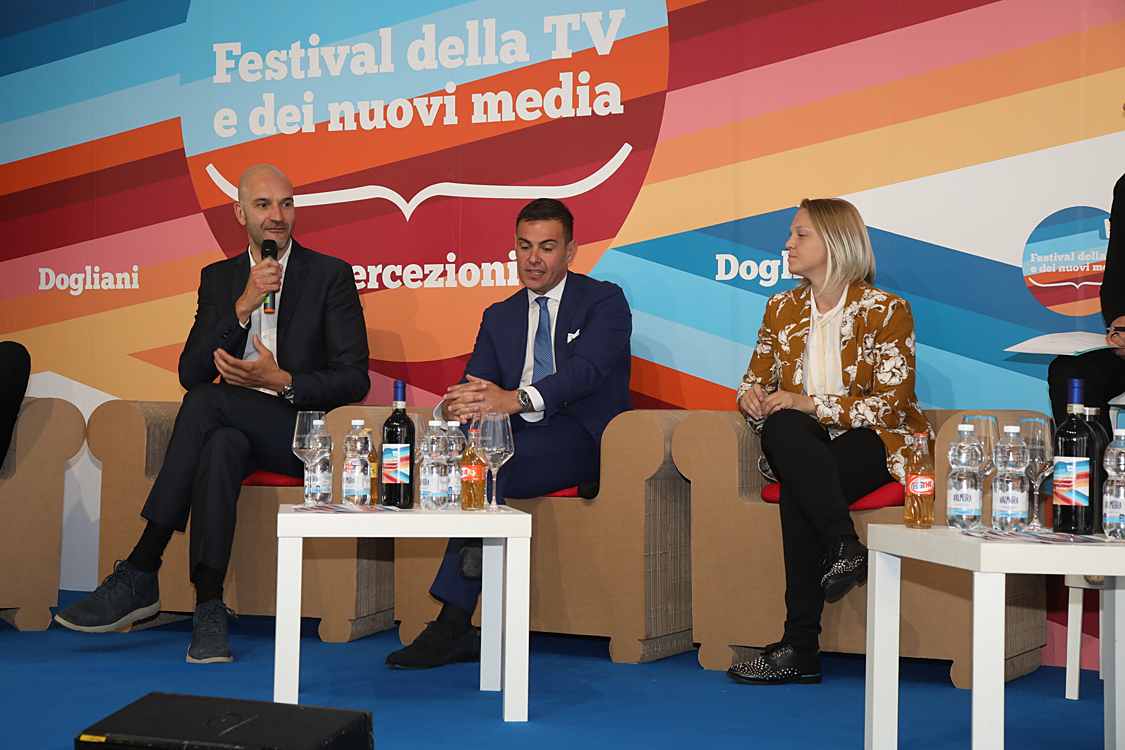 Festival della TV e dei Nuovi Media 2019_146.jpg - Road to Tokyo 2020: Eurosport e l’esperienza olimpica Cosa significa partecipare a una Olimpiade? E magari vincere una medaglia d’oro?  Alcuni tra i grandi atleti azzurri, tra cui la portabandiera di PyeongChang 2018 Arianna Fontana, raccontano le loro sfide, le loro emozioni e i loro successi a cinque cerchi.  E per Eurosport, broadcaster ufficiale delle prossime tre Olimpiadi, la sfida di portare nelle case degli italiani un’esperienza mai vista prima.
